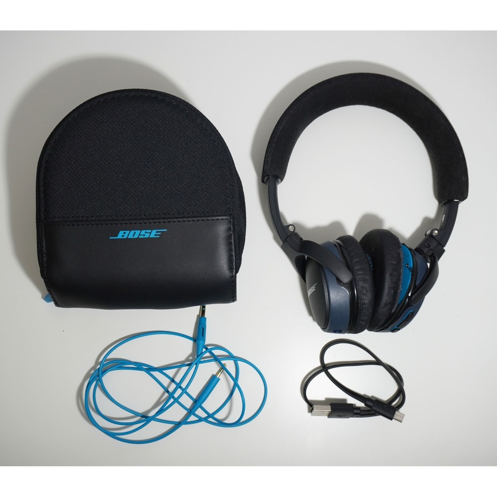 Bose SoundLink On Ear Bluetooth Headband Wireless Headphones Black Case Aux Cord